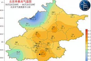 阿足协主席塔皮亚晒与斯卡洛尼微笑合影：一起参加美洲杯抽签